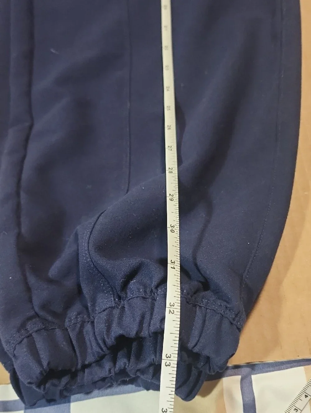 FIGS Balloon Leg Cropped Scrub Pants